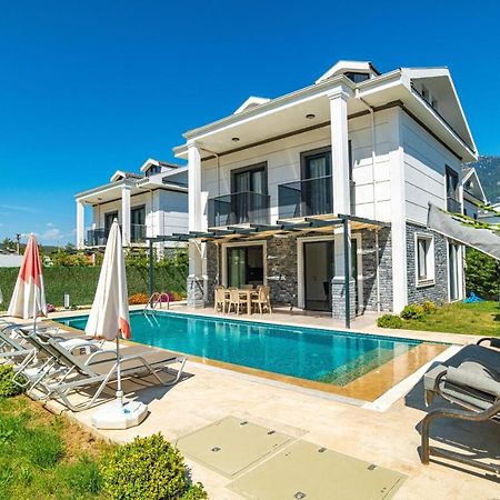 4 Bedroom Holiday Villa In Hisaroenue Oeluedeniz- Gold Rose Fethiye Exteriér fotografie