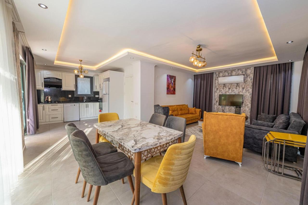 4 Bedroom Holiday Villa In Hisaroenue Oeluedeniz- Gold Rose Fethiye Exteriér fotografie